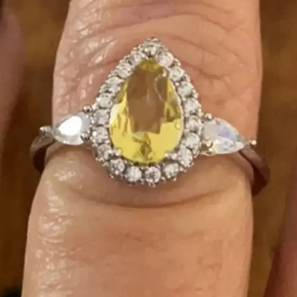 Ladies Timeless Elegant  Tear Drop Simulated Diamonds ring